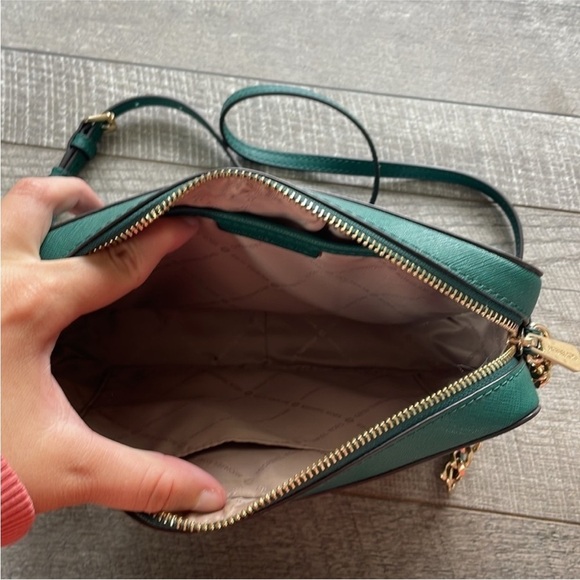 Michael Kors Turquoise Blue Jet Set Travel Crossbody Bag. - Picture 4 of 5